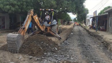Photo of Comenzó la pavimentación en las comunas 1 y 2 de Montería