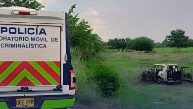Photo of Identifican a tres de las cuatro víctimas halladas calcinadas dentro de una camioneta en Montería