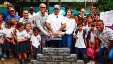 Photo of Ya no más inundaciones en el colegio de Paz del Norte, alcalde de Montería y Gestora Social pusieron la primera piedra para mejorarlo