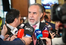 Photo of Benedetti asegura que Comisión de Acusaciones no tiene facultad para suspender a Petro