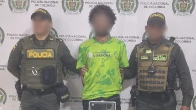 Photo of Robó a su propia hermana con un pico de botella
