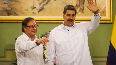 Photo of Maduro arremete contra Petro y culpa a Colombia de toda la cocaína que circula en la región