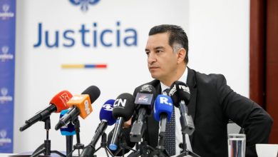 Photo of Gobierno alista relevo en el Ministerio de Justicia: Jorge Iván Cuervo asumiría la cartera