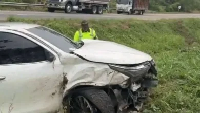 Photo of Sebastián Ayala, cantante de música popular, sufre fuerte accidente vial tras la muerte de Yeison Jiménez