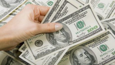 Photo of El peso se fortalece y el dólar rompe el piso de $3.700 en el mercado colombiano