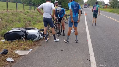 Photo of Siete ciclistas se salvaron de tragedia en vía entre La Apartada y Buenavista