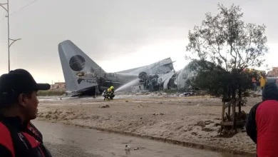 Photo of Avión militar se estrella en El Alto y deja al menos 15 muertos