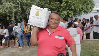 Photo of Alcaldía inicia entrega de ayudas a más de 8.000 damnificados por crisis climática