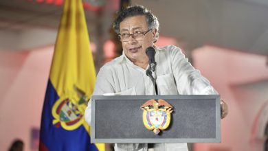 Photo of Petro firma histórica Ley Agraria en Córdoba y entrega miles de hectáreas a campesinos