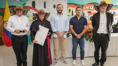 Photo of Gobernador Erasmo Zuleta dio la bienvenida al nuevo obispo de Montería