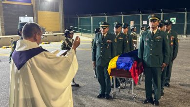 Photo of Con honores, Montería recibe a soldado caído en tragedia aérea militar