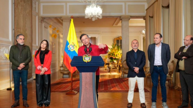 Photo of Gustavo Petro convoca a los colombianos a plazas públicas por el salario mínimo