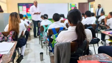 Photo of Unicórdoba amplía Bilingüismo para la Paz y lleva inglés gratuito a mil niños vulnerables en Montería
