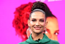 Photo of Pánico en el aire: cantante vivió aterrador fallo en pleno vuelo