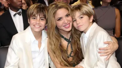 Photo of Shakira revela por qué sus hijos no usan celular ni internet libre