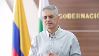 Photo of Gobernador de Antioquia rechaza entrega de 9 mil hectáreas mineras a empresa china
