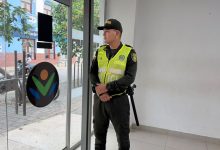 Photo of Policía intensifica jornadas de prevención en comercios y entidades financieras de Montería