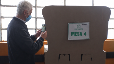 Photo of MinDefensa anuncia decreto que prohíbe el uso de celulares y cámaras en puestos de votación para la segunda vuelta presidencial