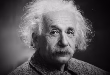 Photo of La frase de Einstein que sigue inspirando al mundo: “No intentes convertirte en un hombre de éxito, sino en un hombre de valor”
