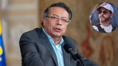 Photo of Petro responde a publicación de historia clínica de Abelardo y defiende la privacidad médica