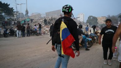 Photo of Más de mil rescatistas de 16 países apoyan labores tras devastador terremoto en Venezuela