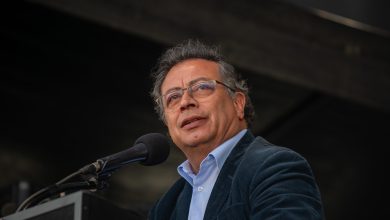 Photo of Petro denuncia presunto desfalco en Coosalud y asegura que recursos de la salud terminaron en cuentas en el exterior