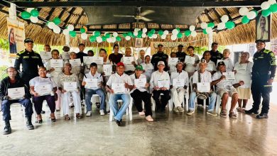 Photo of 24 Adultos Mayores de Los Recuerdos se Coronan como ‘Guardianes de la Seguridad’ en Montería