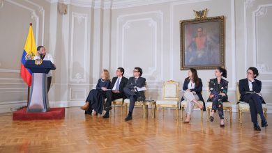 Photo of Estado pedirá perdón a Hollman Morris por persecución del DAS