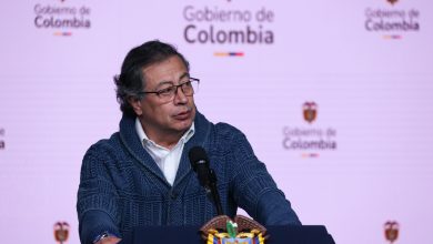 Photo of Petro insiste en la “resistencia activa” y habla de desobediencia civil
