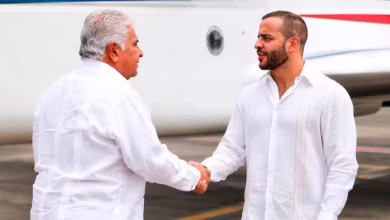 Photo of Zuleta celebra reapertura del Consulado de Panamá