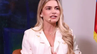 Photo of Primera dama electa propone eliminar la ideología de género de las aulas
