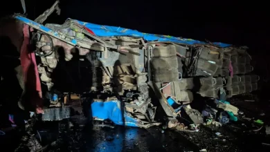 Photo of Tragedia en Uganda deja 21 muertos tras volcamiento de bus escolar