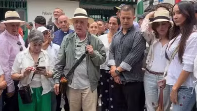 Photo of Uribe recorrió Jardín y verificó daños tras el terremoto