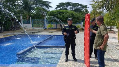 Photo of Policía verifica seguridad y salubridad en piscinas de Ciénaga de Oro