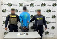 Photo of Capturan a hombre con presunta marihuana en El Poblado