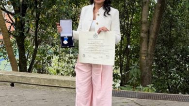 Photo of Margarita Caldera recibe grado de especialista con honores