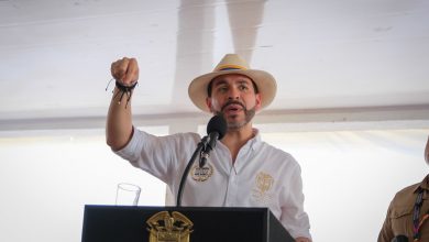 Photo of Presidente ordena intensificar operaciones tras ataques en Meta