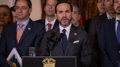 Photo of De La Espriella se planta ante el paro y anuncia mano dura contra bloqueos