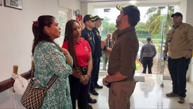 Photo of De La Espriella confrontó a gobernadora y representante de San Andrés