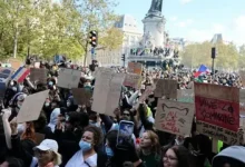 Photo of Protestas en Francia dejan más de 270 detenidos y edificios afectados