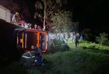 Photo of Volcamiento de bus en Cauca deja cuatro muertos y 56 heridos